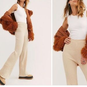 Free people women’s sweater pants flare wide leg cream new small